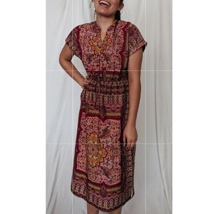 Multicolored patterned short sleeve midi dress